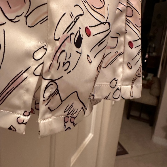 Tahiri Silky Slvless Top w 5 Buttons P/Small. Worn once & like new & comfy. Nice - Picture 12 of 16